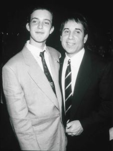 Paul Simon, Son 1989.jpg